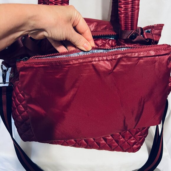 Oliver Thomas Quilted Kitchen Sink Tote/Matching Pouch-Dogs Signature-Maroon - Picture 9 of 16